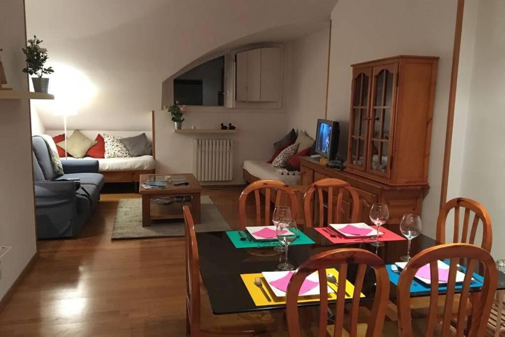 Appartamento Apartamento Aticoroel Jaca Esterno foto