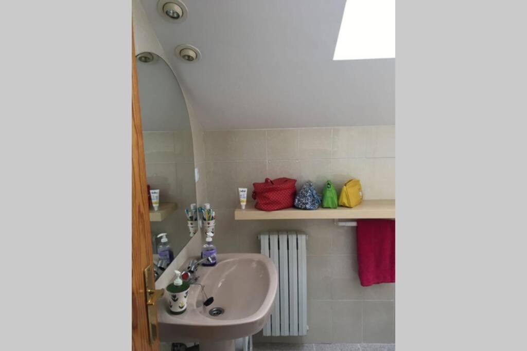 Appartamento Apartamento Aticoroel Jaca Esterno foto